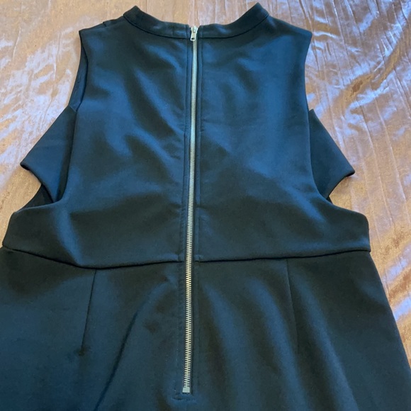 Forever 21 Black cutout mini dress - Picture 9 of 10